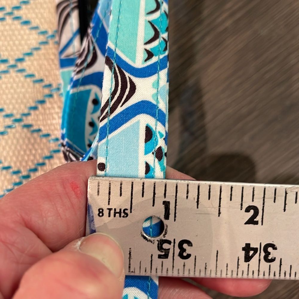 Vera Bradley Beach Crossbody in Go Fish Blue Pattern New with Tags - Picture 15 of 16